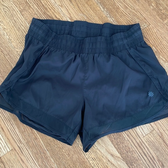 Athleta Pants - Athleta Mesh Run Racer Short size small
